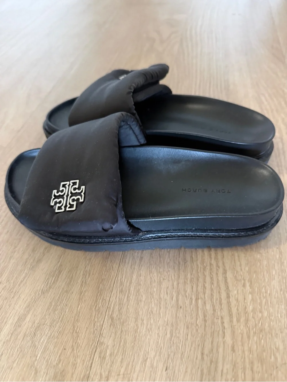 Tory Burch Everly Anatomic Lug Venlo slides 7